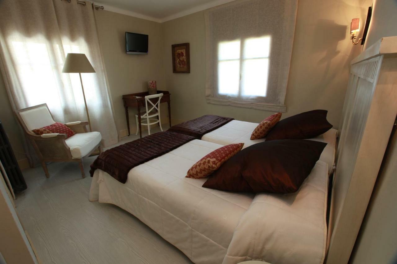Hotel Poldo La Guingueta D'Aneu Ngoại thất bức ảnh