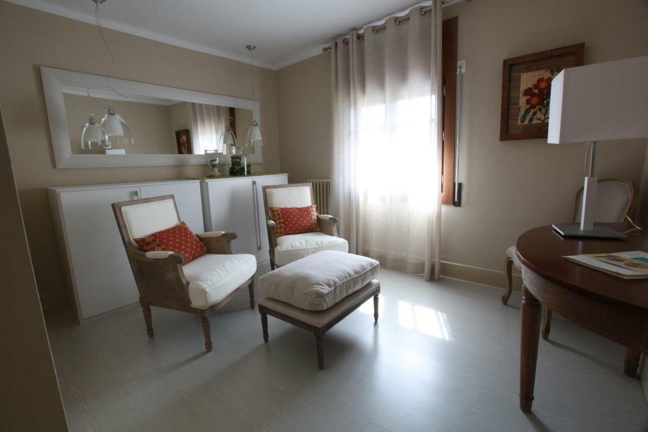Hotel Poldo La Guingueta D'Aneu Ngoại thất bức ảnh